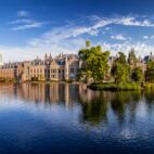 The Hague skyline with Binnenhof, the Dutch Parliament, Den Haag, Netherlands | Von Sebastian Grote